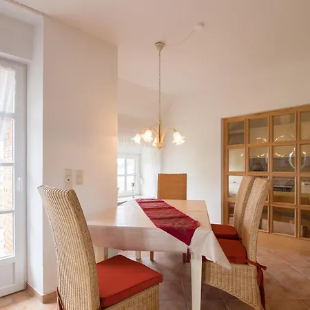 Luetje Huus * Norden